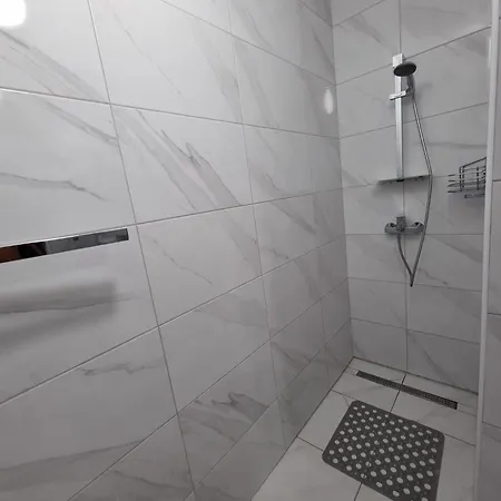 Mateo Apartament Vir